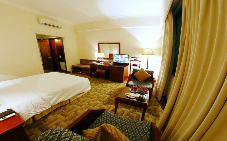 Nam Cuong Hai Phong Hotel