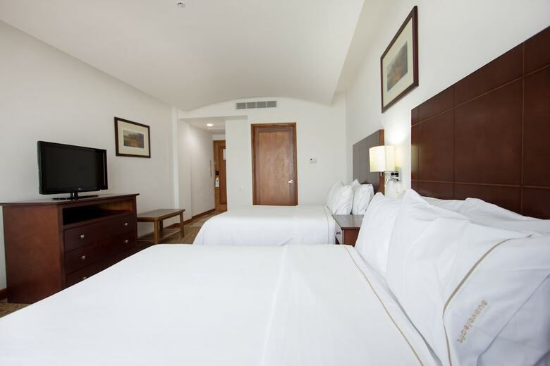Hotel Holiday Inn Express Nuevo Laredo