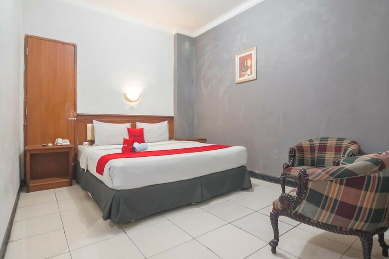 Hotel Reddoorz Near Cihampelas Walk