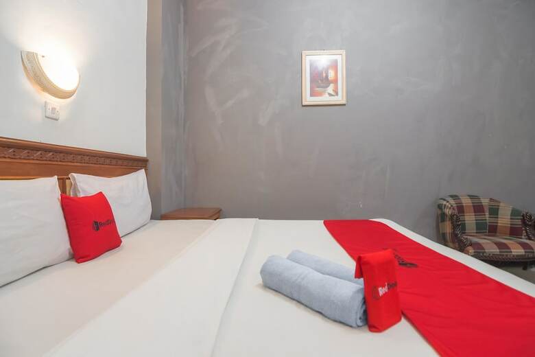 Hotel Reddoorz Near Cihampelas Walk