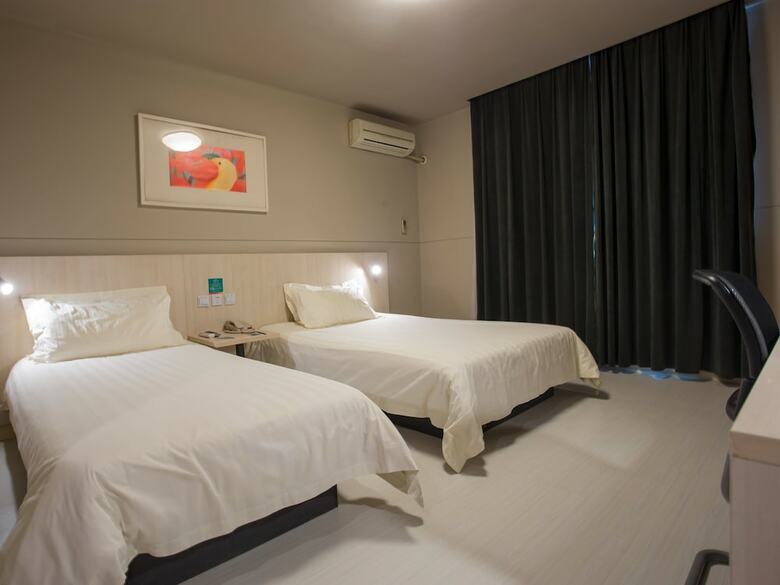 Hotel Jinjiang Inn - Chengdu Sport University