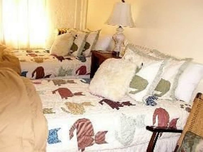 Bed & Breakfast Elkhorn Inn & Theatre