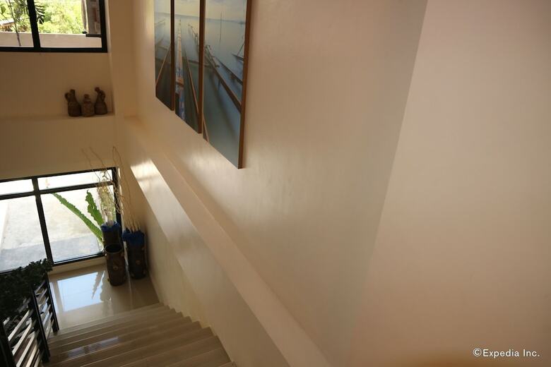 Hotel La Trinidad Pension House