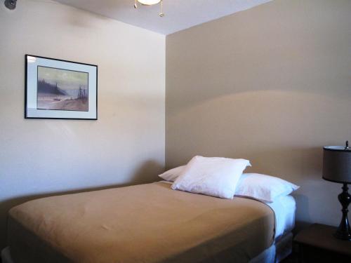 Motel Lakeshore Inn & Suites