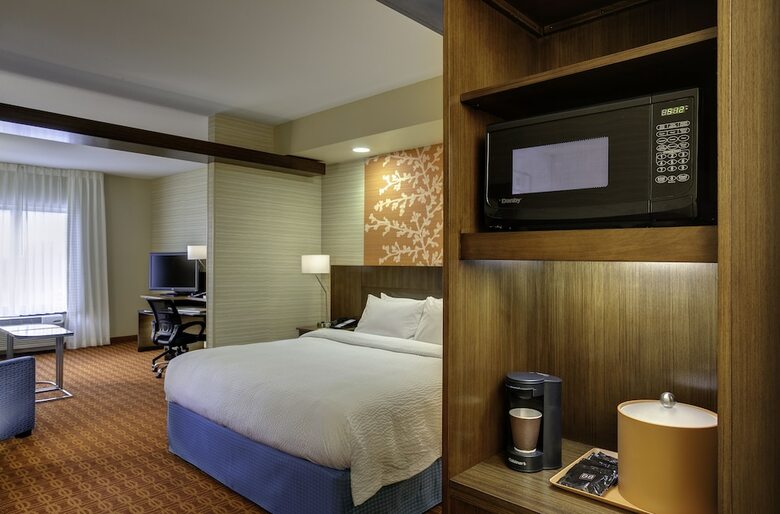 Hotel Fairfield By Marriott Indore