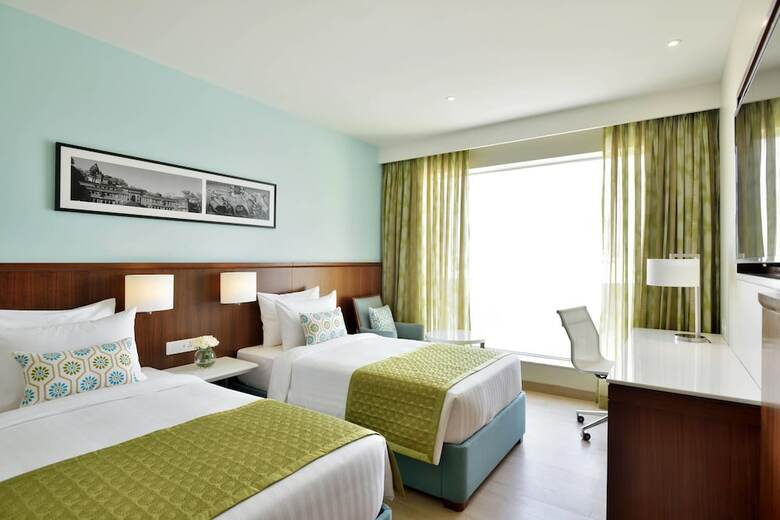 Hotel Fairfield By Marriott Indore