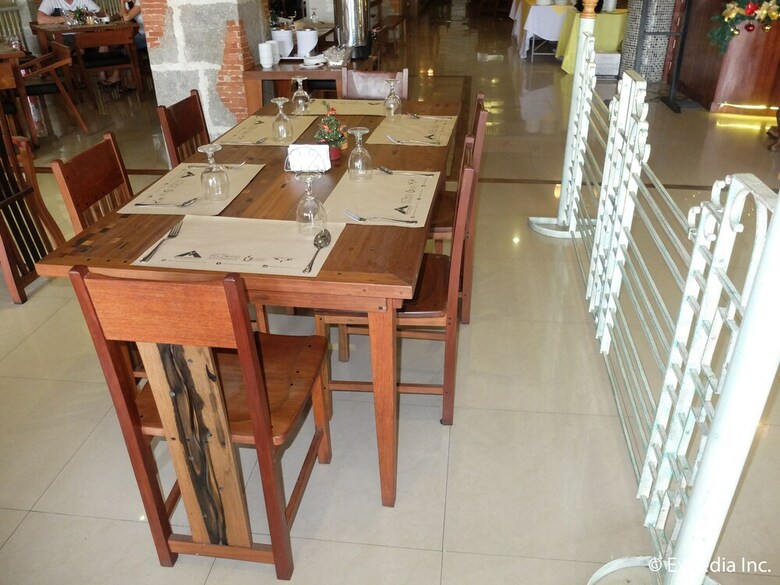 Imerex Plaza Hotel