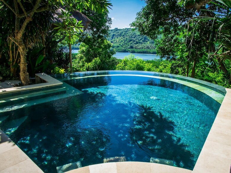 Hotel Twin Island Villas & Dive Resort