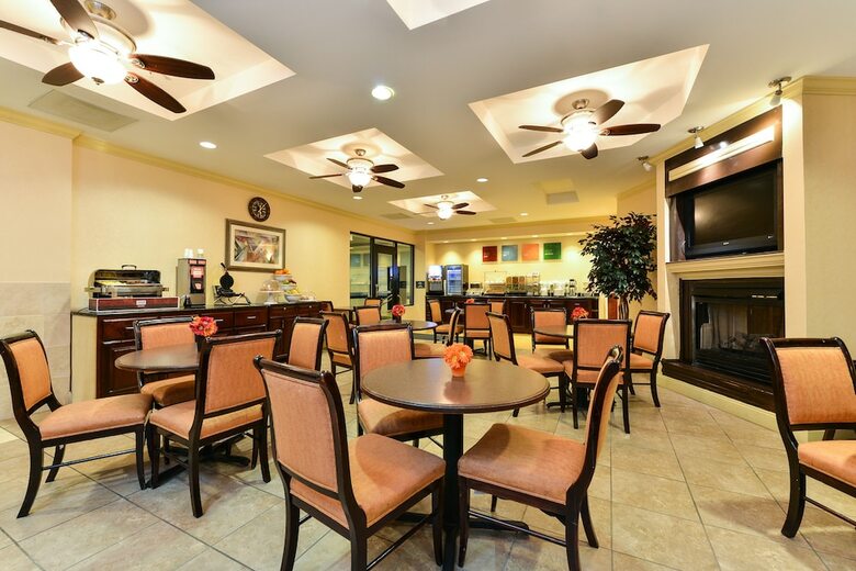 Hotel Comfort Suites Near Mcas Beaufort
