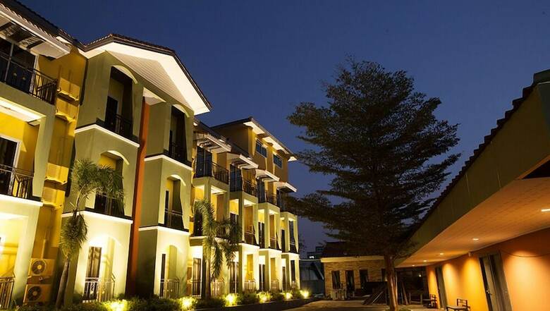 B2 Buriram Boutique & Budget Hotel