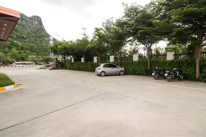 Hotel Oyo 256 P' Private Resort Cha Am
