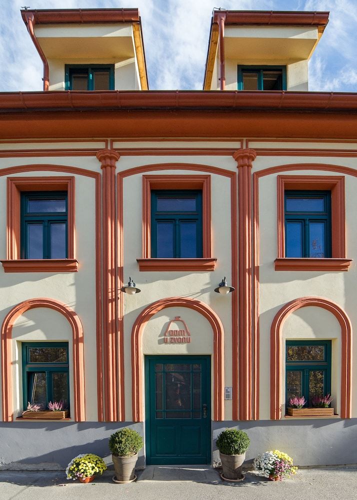 Apartm�ny U Zvonu