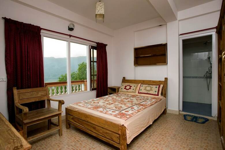 Hotel Sadhana Yoga Retreat Centre
