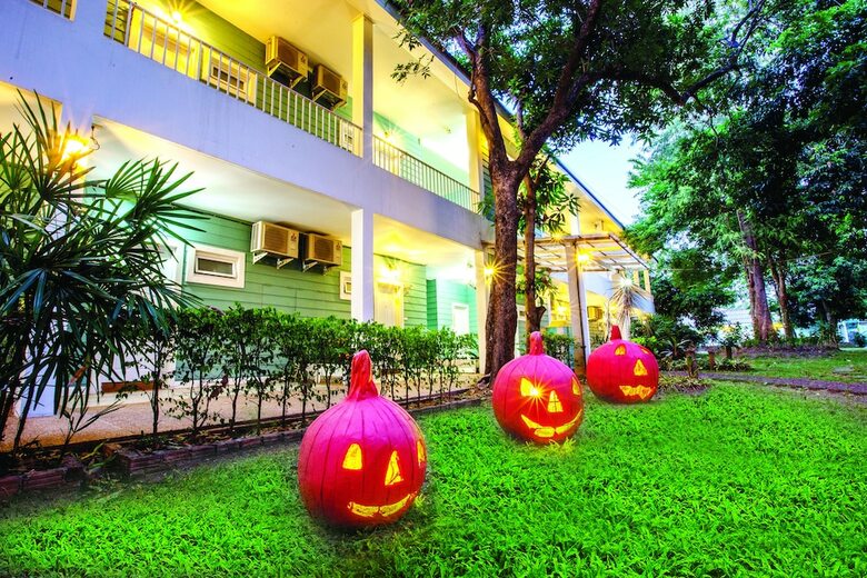 Hotel Varee Valley Resort And Restaurant