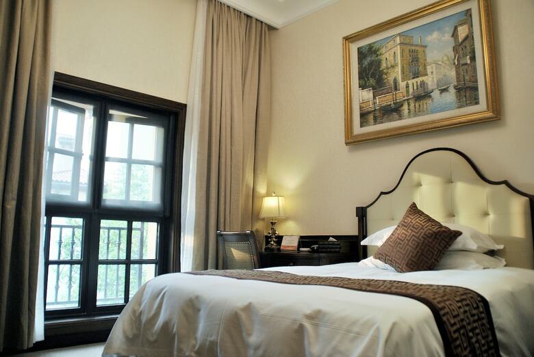 Hotel Haining Baihetiandi Resort