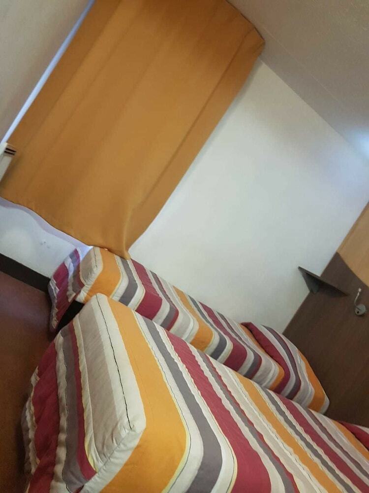 Hotel Kyriad Direct Rouen Sud - Val de Reuil