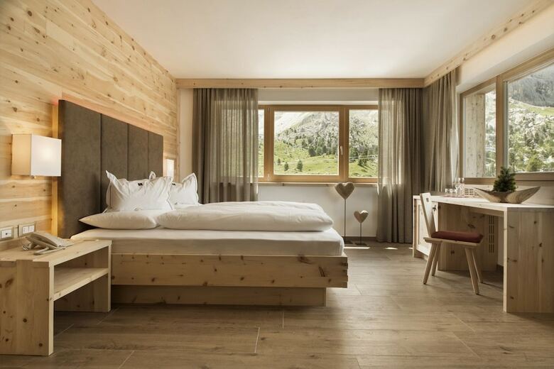 Hotel Passo Sella Dolomiti Mountain Resort