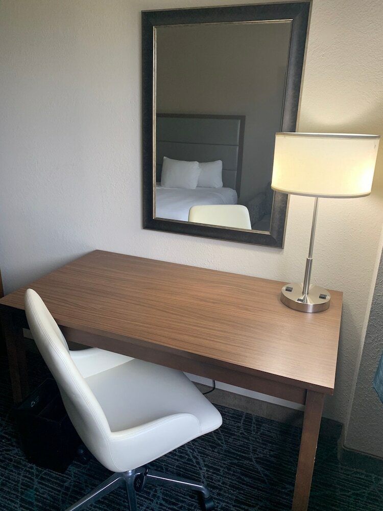 Hotel Doubletree By Hilton West Palm Beach Airport