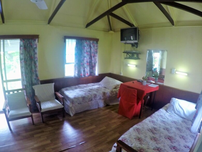 Hotel The Friendly Islander (Papiloa's Place)