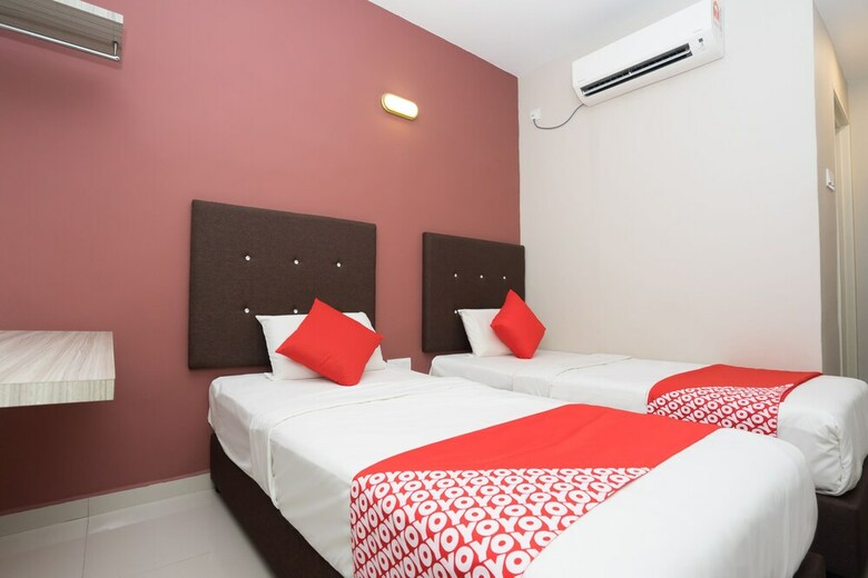 Oyo 889 Hotel Cherita Rooms