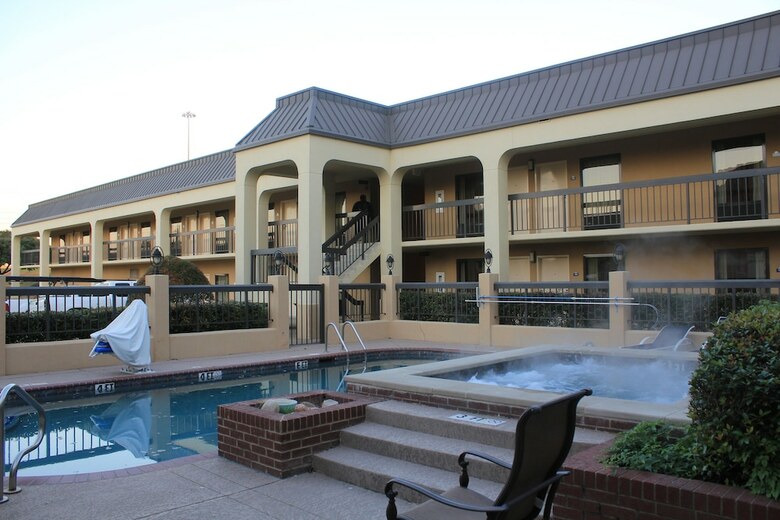 Hotel Days Inn By Wyndham Longview South