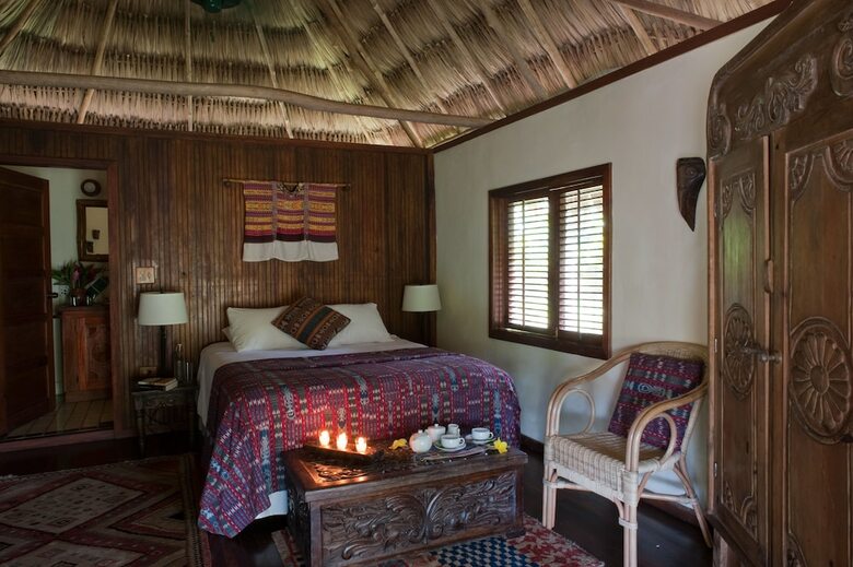 Posada Blancaneaux Lodge By Francis Ford Coppola