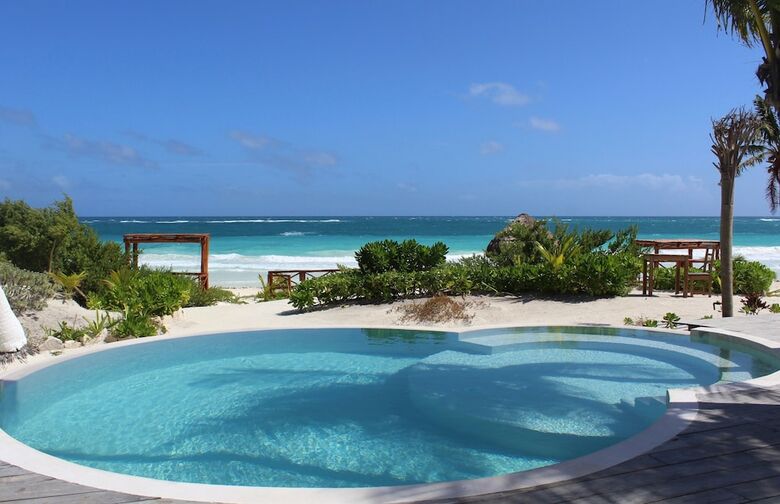 Villa Playaakun Eco-lux Private Beach Retreat