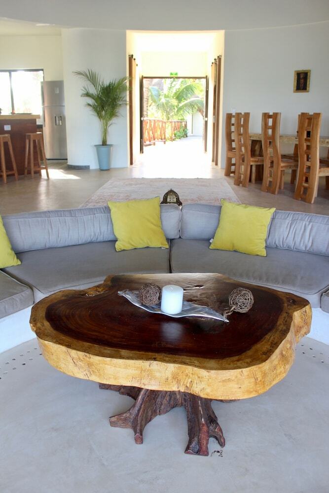 Villa Playaakun Eco-lux Private Beach Retreat