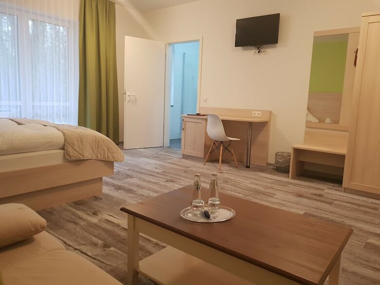Neue M�hle Hotel Und Restaurant