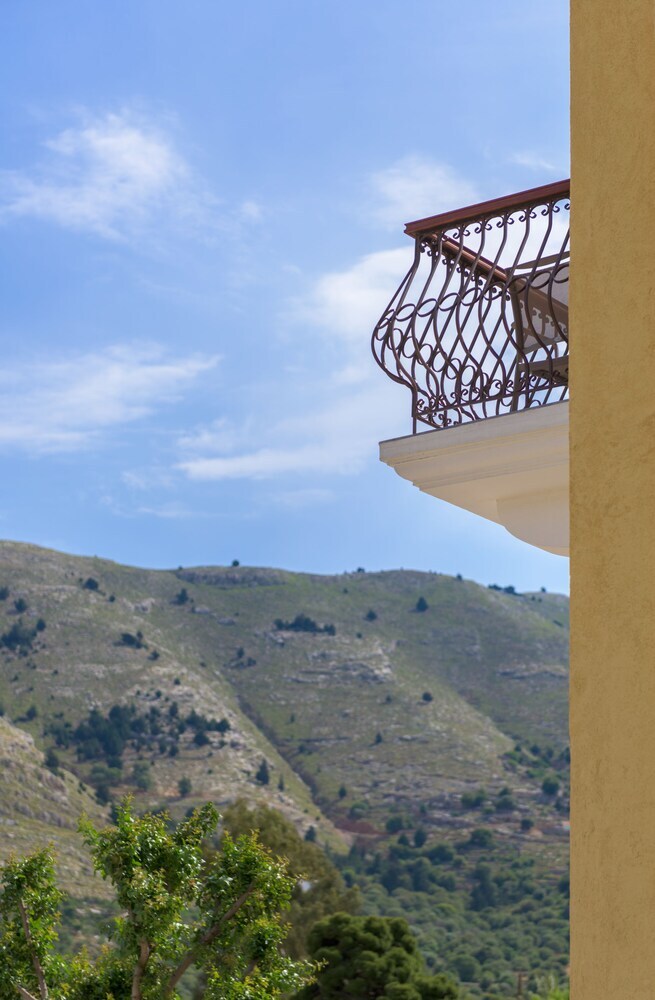 Apartamentos A Symi Residences