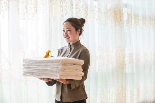 Vienna Hotel Shenzhen Longgang Shengping