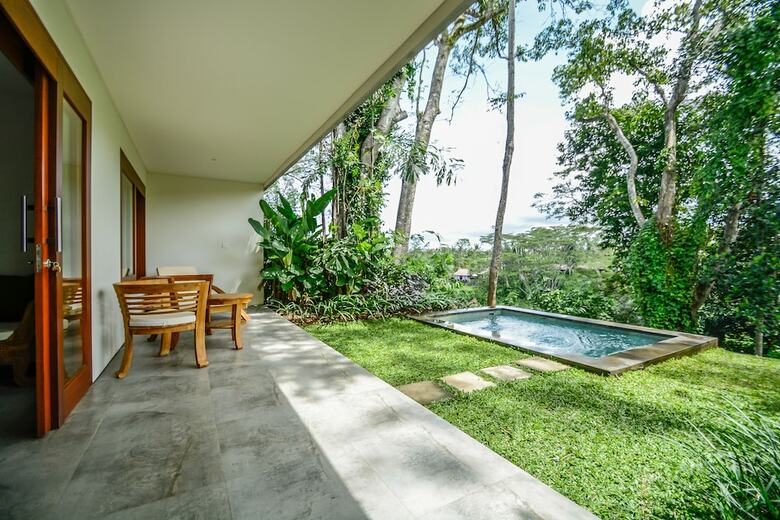 The Pandora Hotel