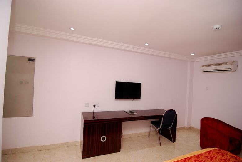 Starview Palace Hotel