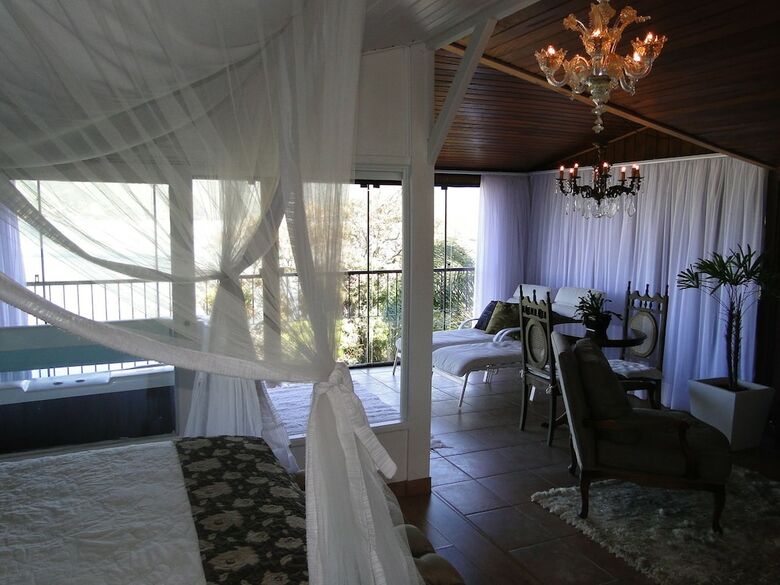 Hotel Bistr� E Guest House Isadora Duncan