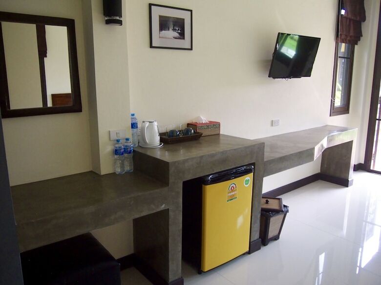 Hotel At Bangsak Resort