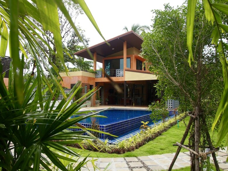Hotel At Bangsak Resort