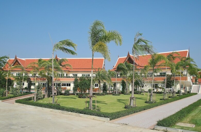 Aparthotel Bang Sarey Nordic Resort