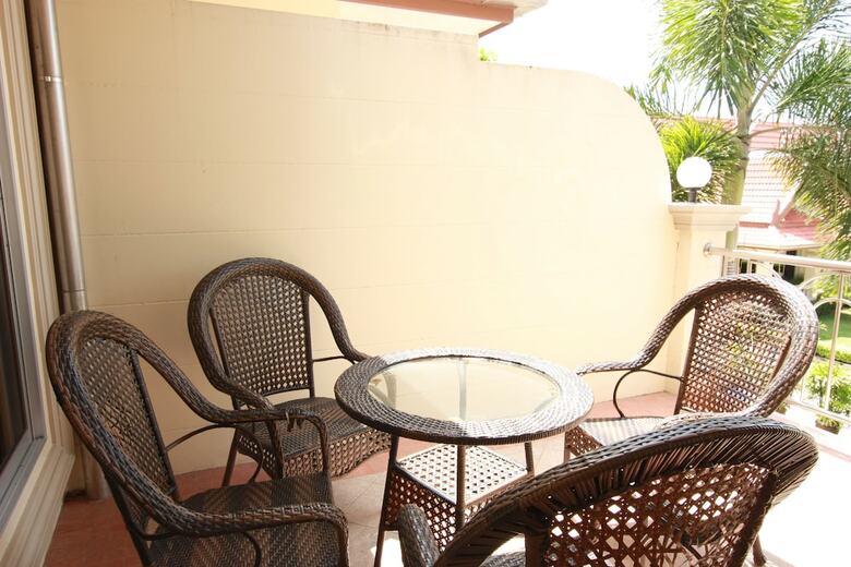 Aparthotel Bang Sarey Nordic Resort