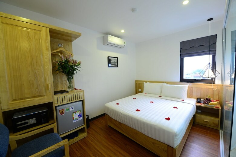 Blue Hanoi Inn Luxury Hotel & Spa