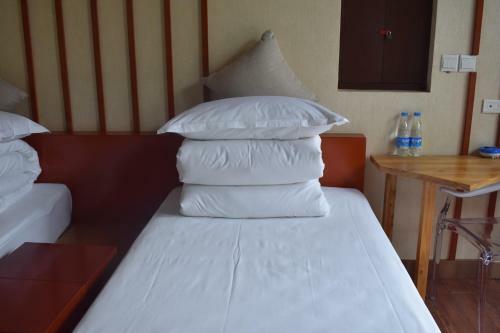 Yamen Hostel
