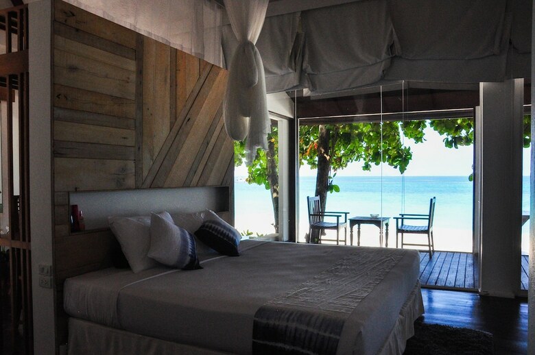 Hotel Maiton Beachfront Villa