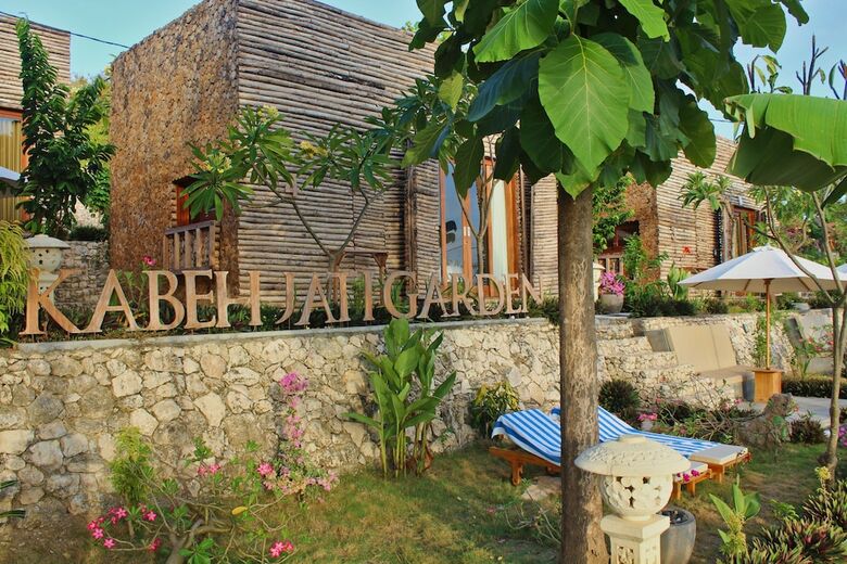Hotel Kabeh Jati Garden Villa And Restaurant