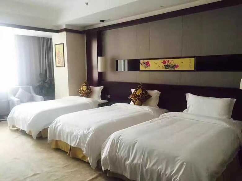 Joyful Rose International Hotel