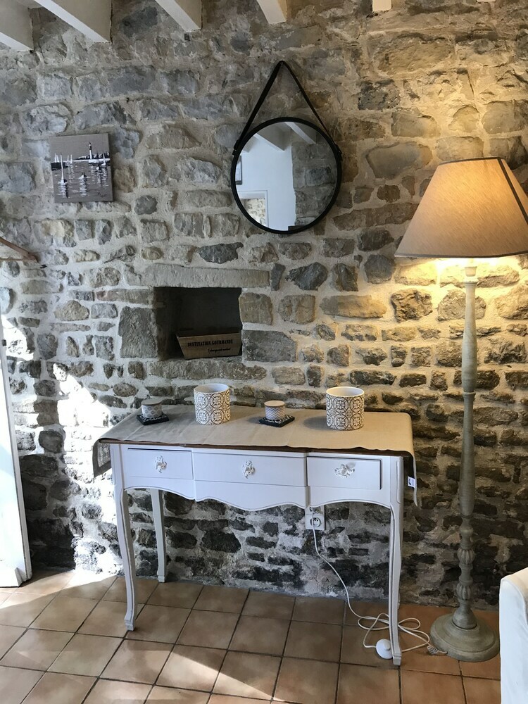 Hotel Le Manoir de B�a - In A Rural Location