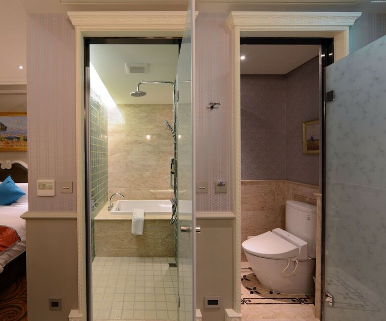 Golden Tulip Rs Boutique Hotel