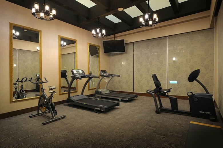 Golden Tulip Rs Boutique Hotel