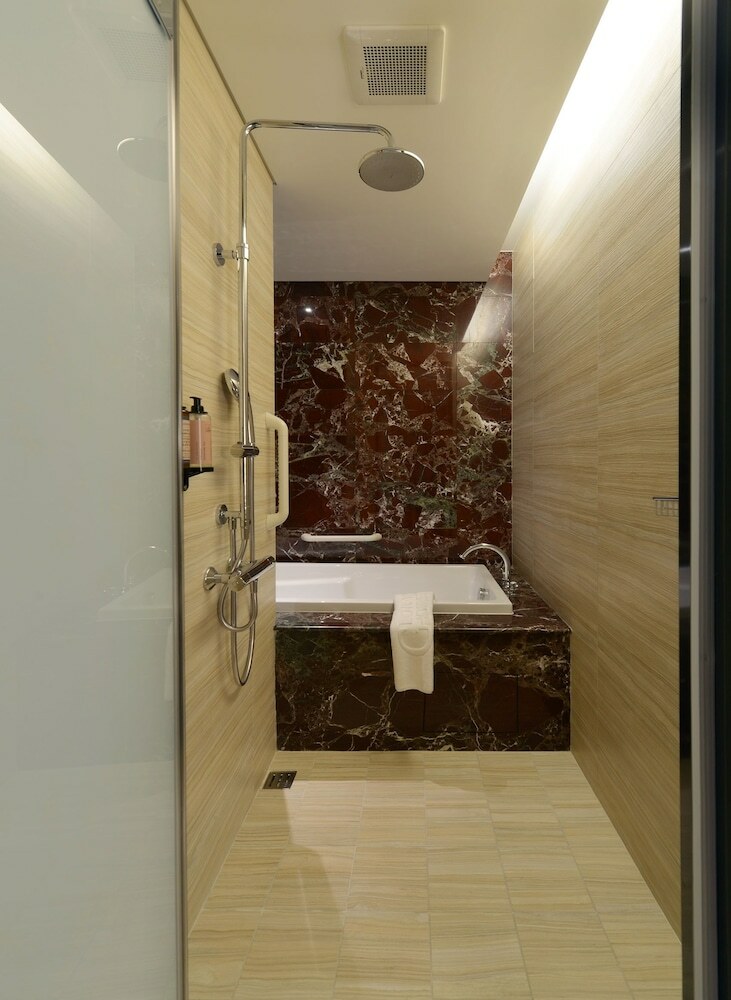 Golden Tulip Rs Boutique Hotel