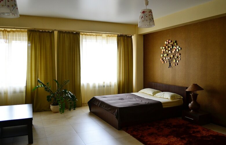 Green Hotel