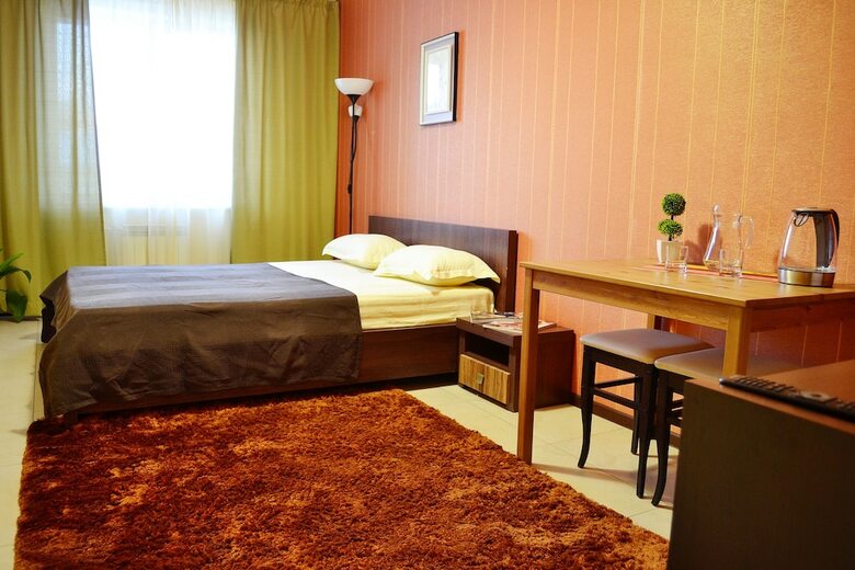 Green Hotel