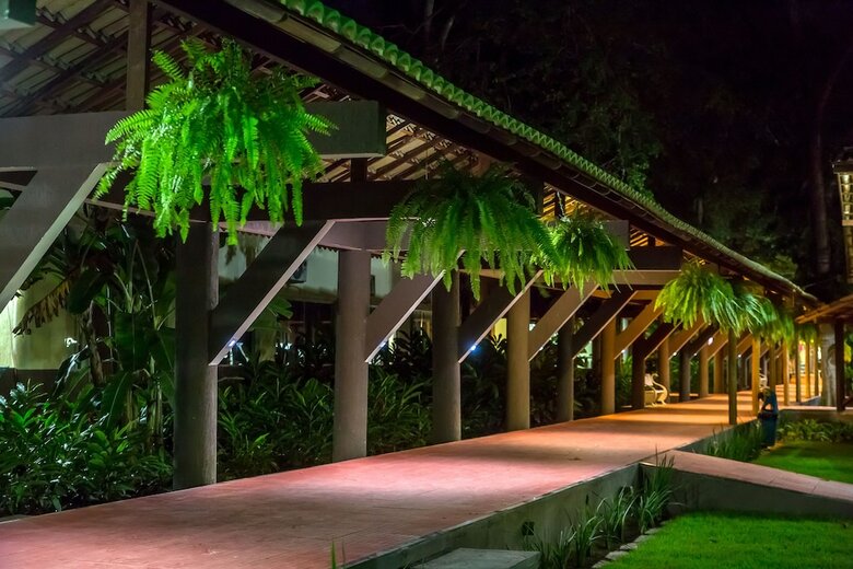 Floral Inn Family Hotel